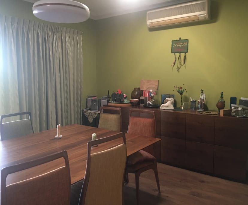 $300, Share-house, 5 bathrooms, Malvern East VIC 3145