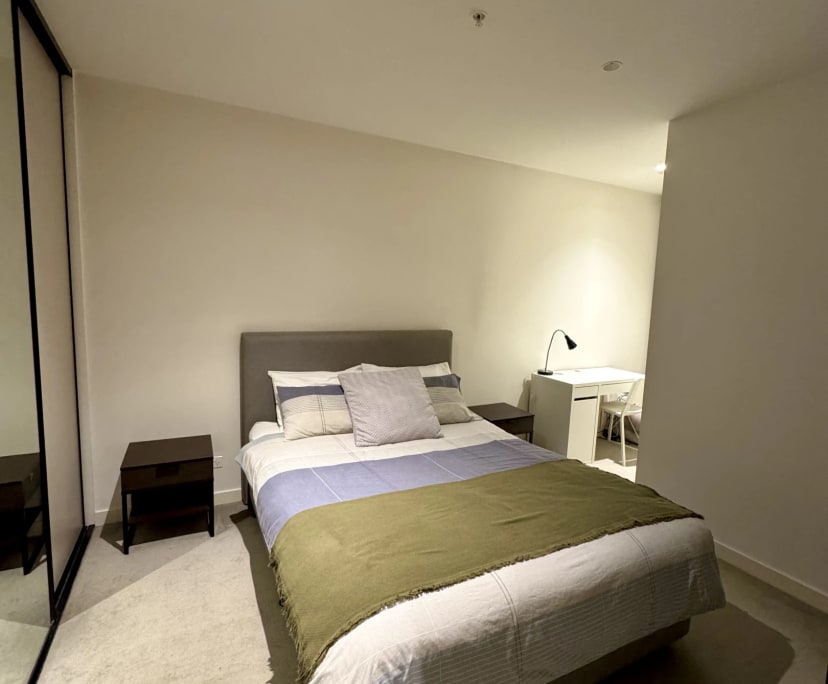 Furnished room in a flatshare