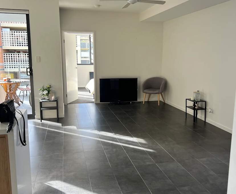 Furnished room in a flatshare
