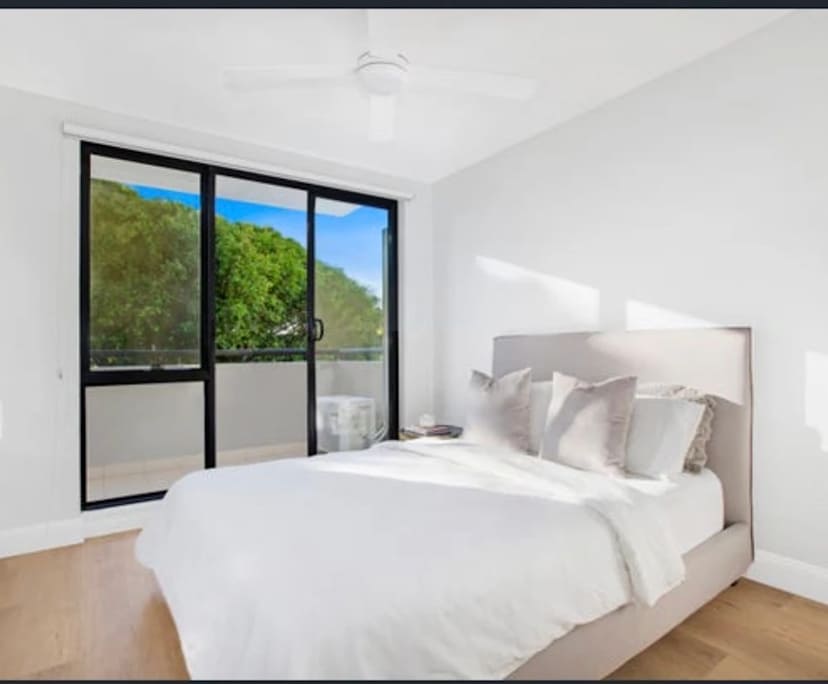 Unfurnished room with own bathroom