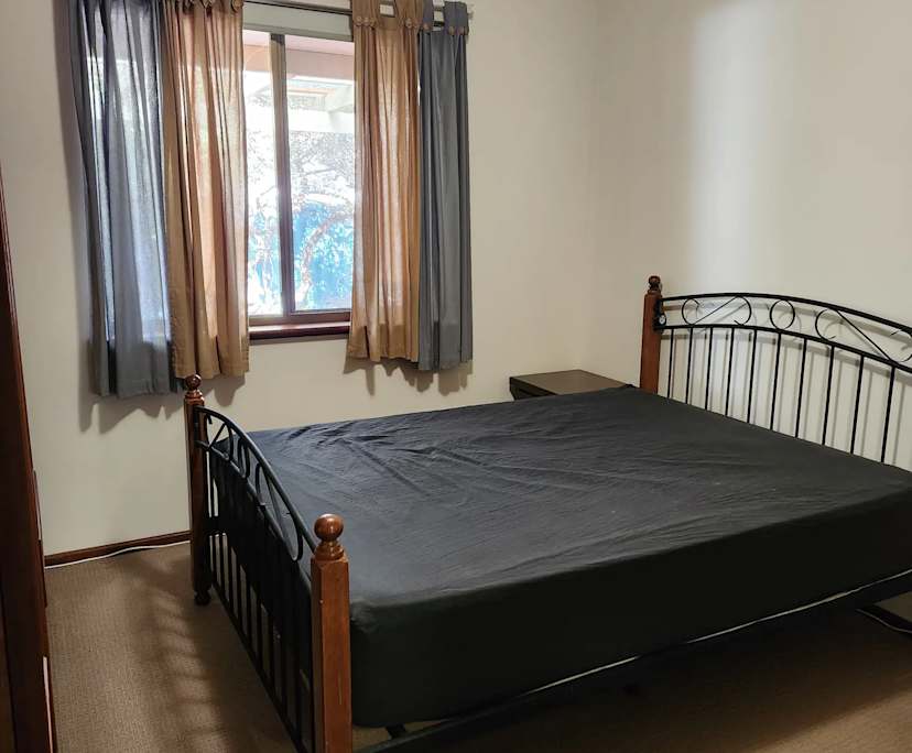 Whole property with 2 rooms for rent