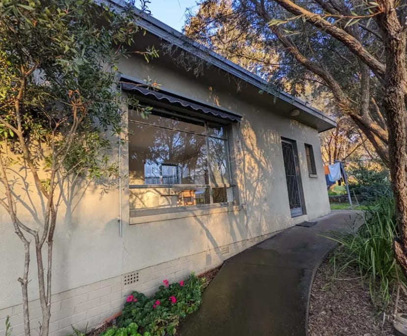 Unfurnished room granny flat for rent