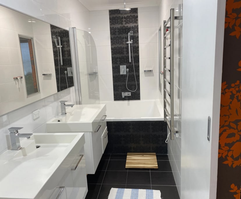 $350-430, Share-house, 3 rooms, Doubleview WA 6018, Doubleview WA 6018