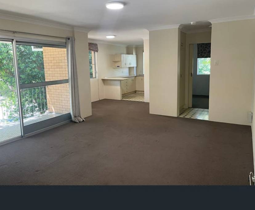 $375, Flatshare, 3 bathrooms, Hamilton QLD 4007