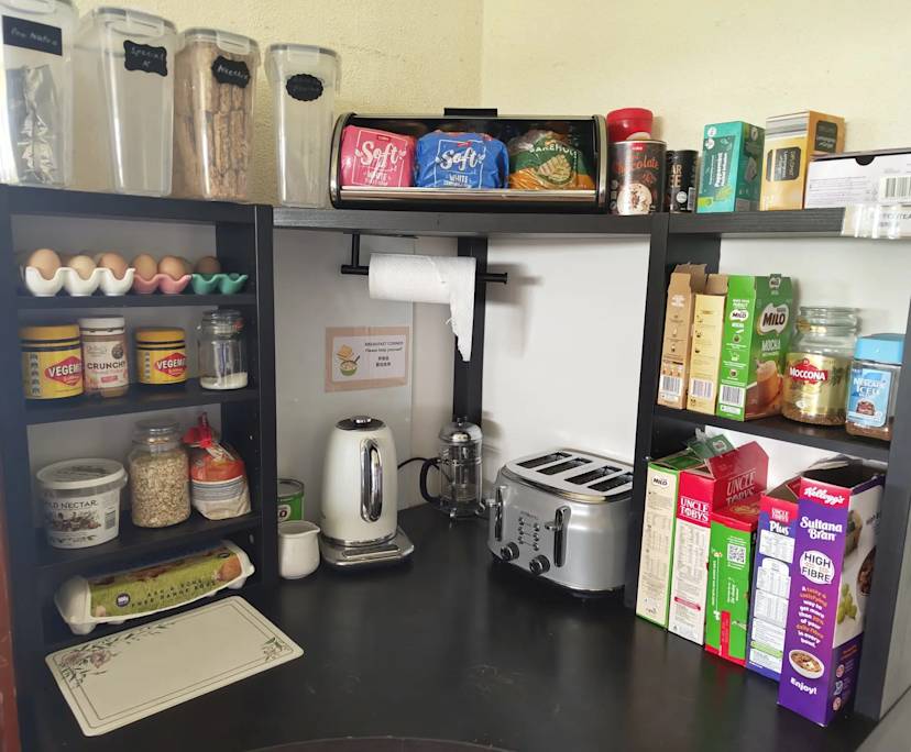 $270, Homestay, 3 bathrooms, Theresa Park NSW 2570