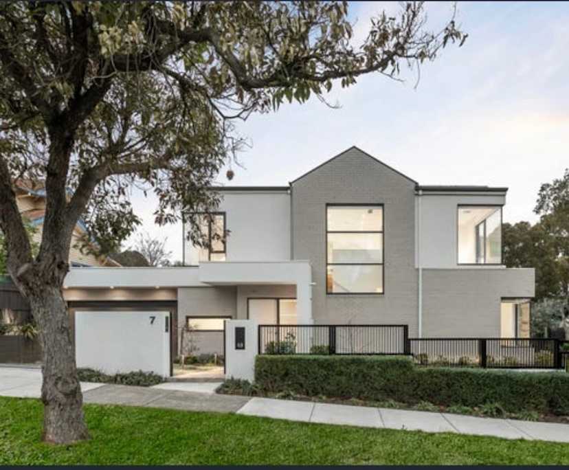 $350, Homestay, 4 bathrooms, Surrey Hills VIC 3127