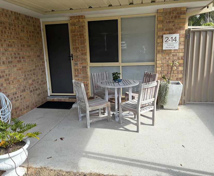 $350, Share-house, 3 bathrooms, Parkwood QLD 4214