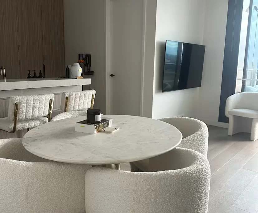 Furnished room with own bathroom