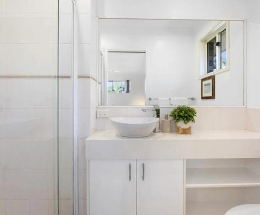 Furnished room with ensuite in a share house