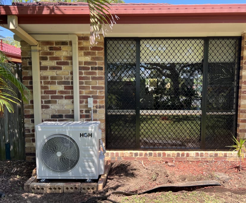 $350, Share-house, 3 bathrooms, Springfield QLD 4300