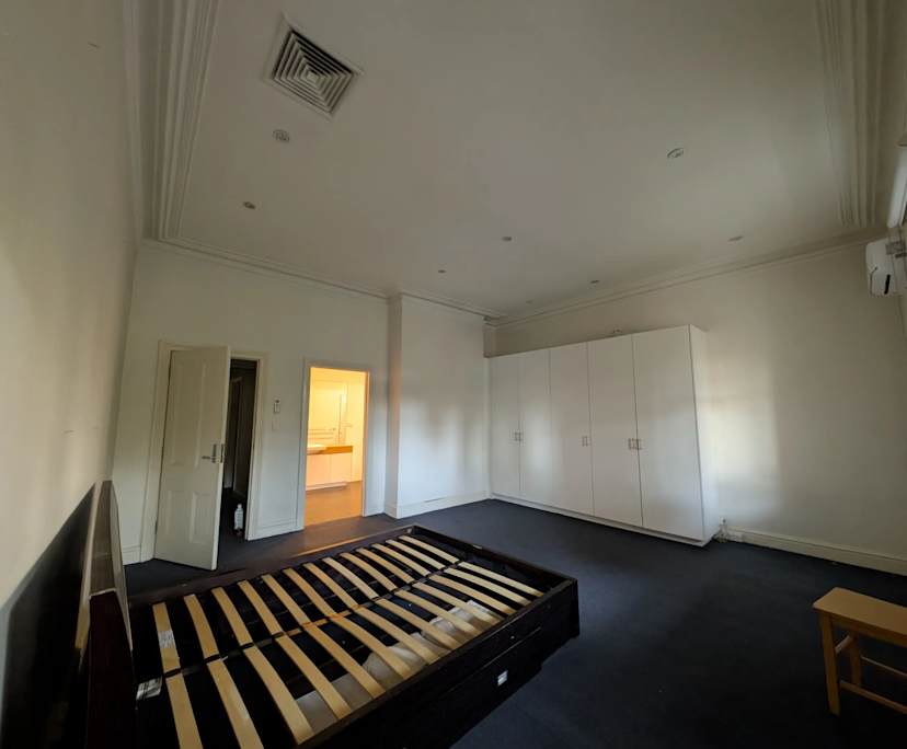 Room with ensuite in a share house