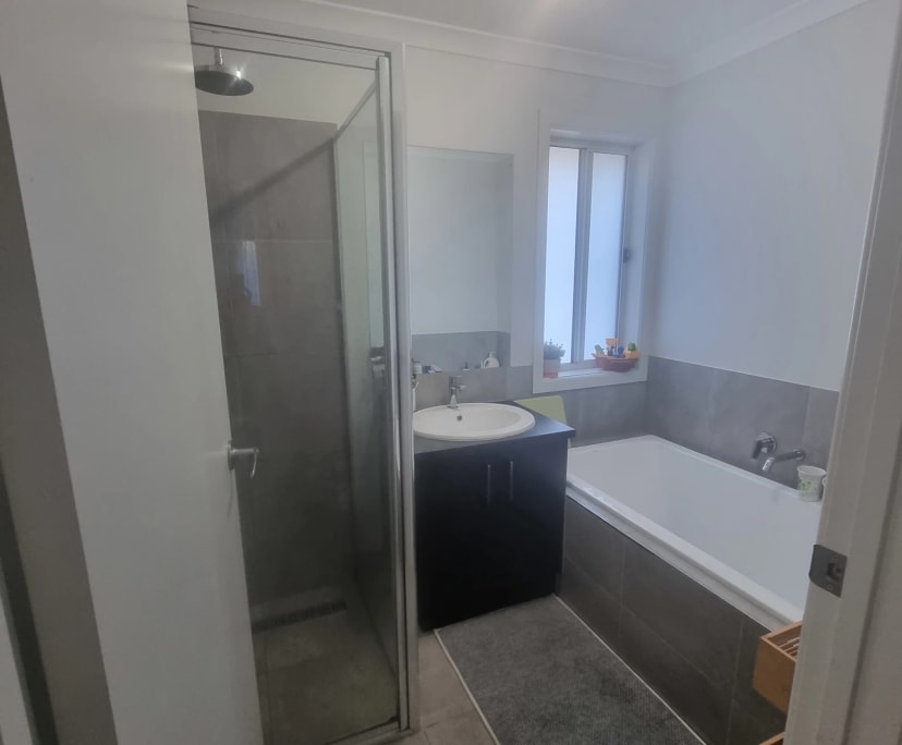 $280-350, Share-house, 8 rooms, Flora Hill VIC 3550, Flora Hill VIC 3550