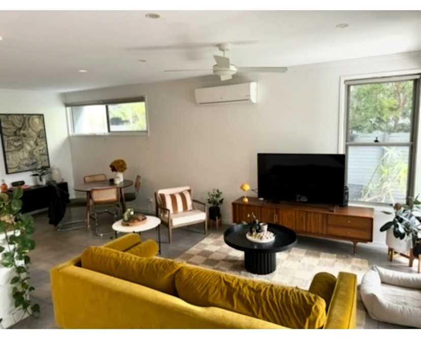 Unfurnished room with own bathroom