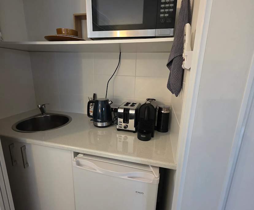 $380, Share-house, 2 bathrooms, Warnbro WA 6169