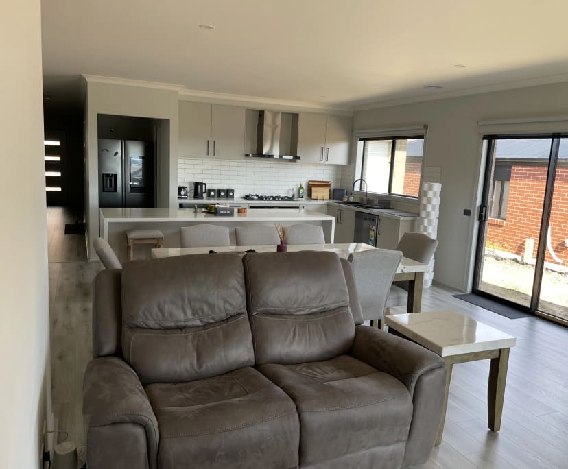 Room for Rent in Kilsyth, Melbourne 280, Furnishe...