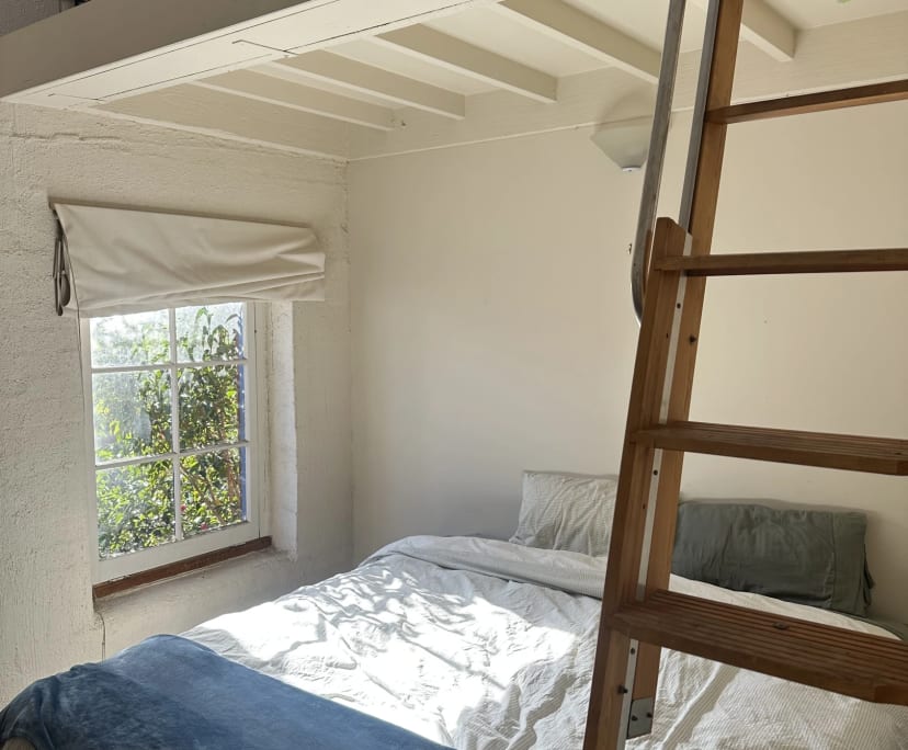 Unfurnished room in a flatshare