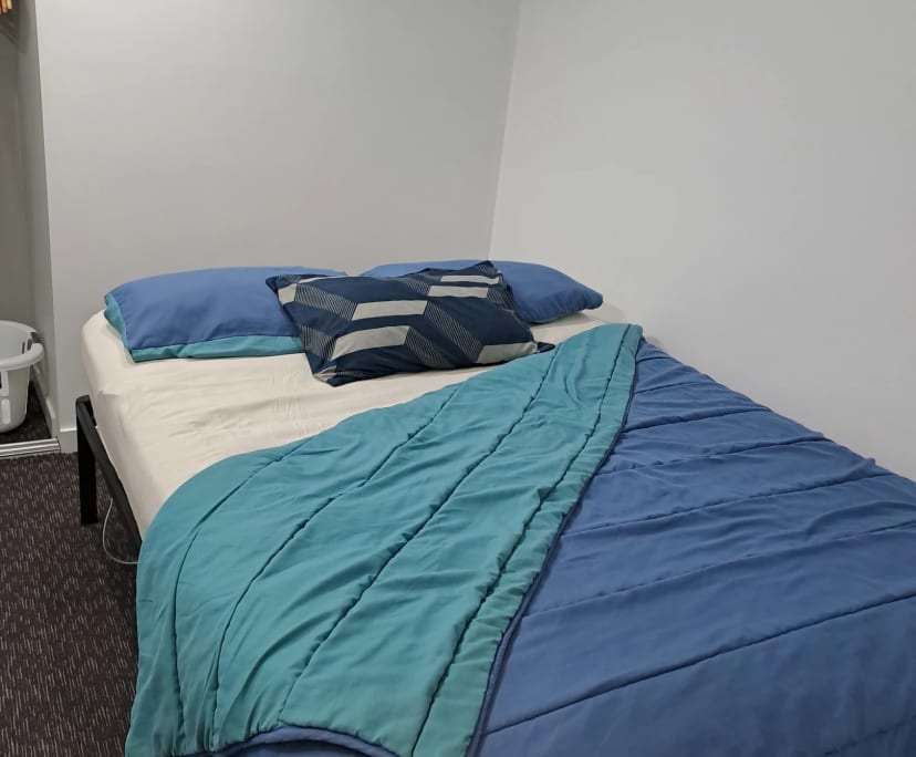 $400, Flatshare, 2 bathrooms, Docklands VIC 3008