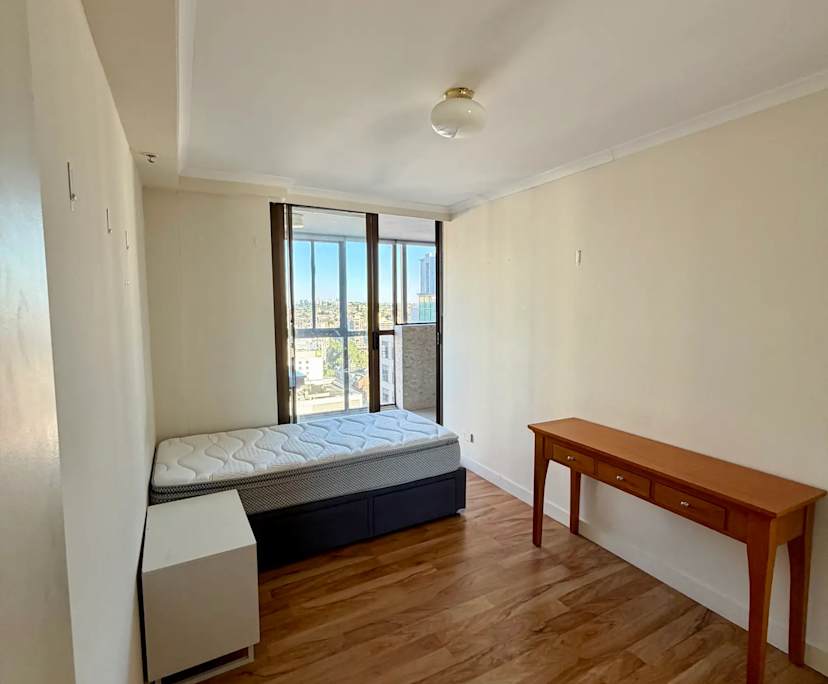 $330, Student-accommodation, 3 bathrooms, Sydney NSW 2000