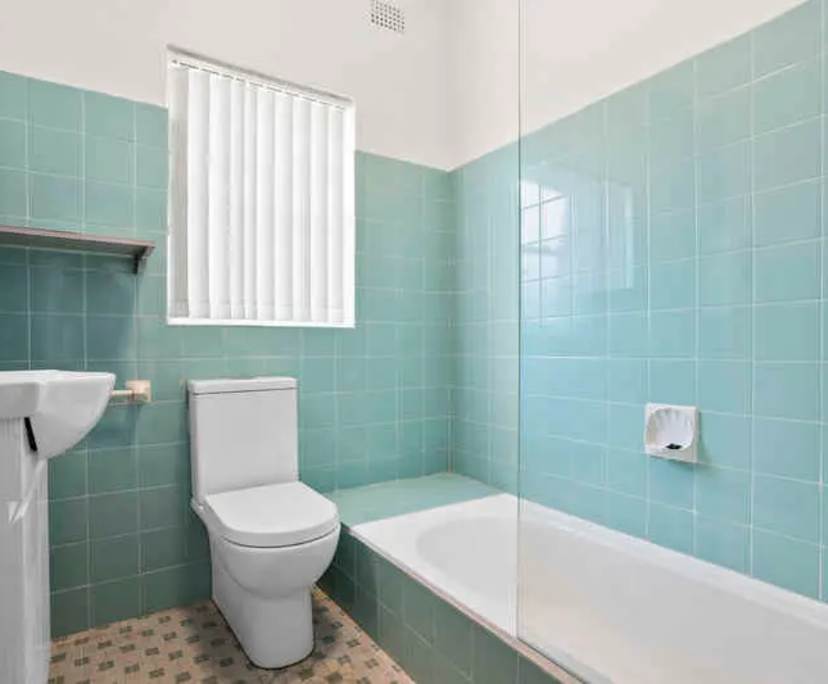 Unfurnished room in a share house