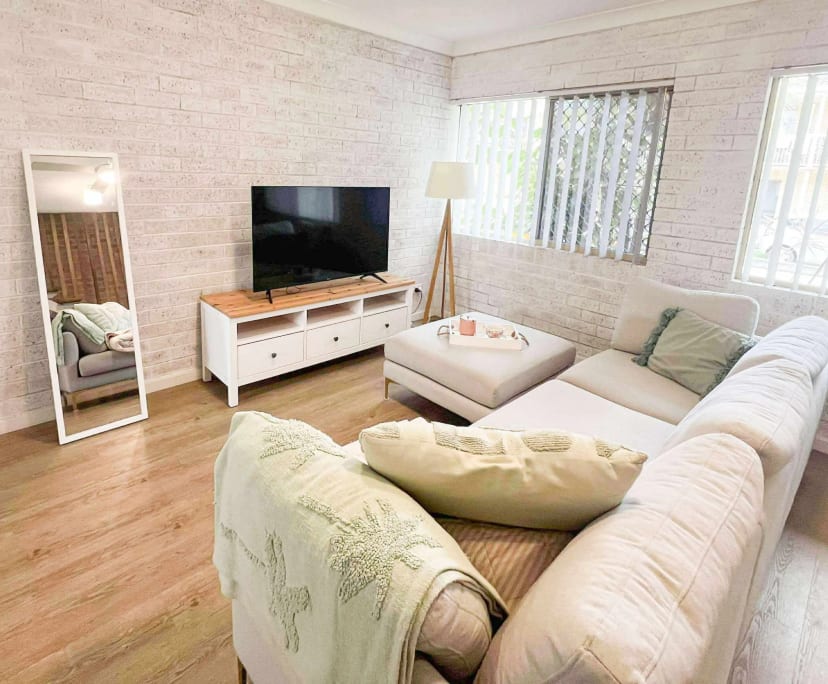 Unfurnished room in a flatshare