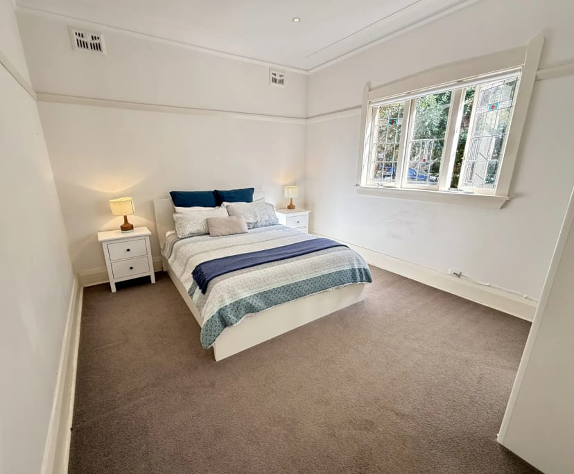 Furnished room in a share house