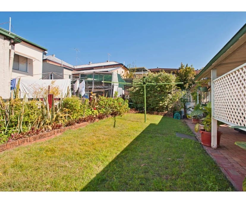 $330, Share-house, 4 bathrooms, West End QLD 4101