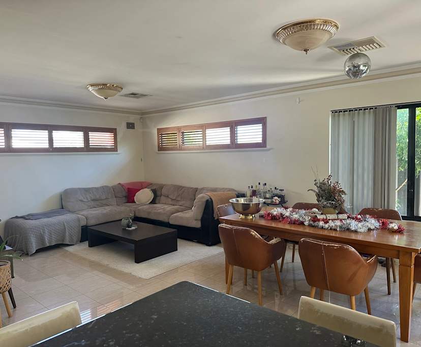 Unfurnished room in a share house