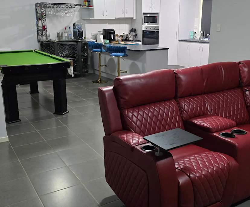 $200, Share-house, 3 bathrooms, Redland Bay QLD 4165