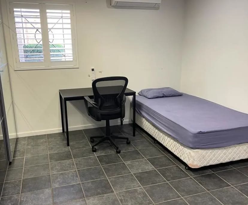 Studio for Rent in North Ryde, Sydney 350, Furnis...