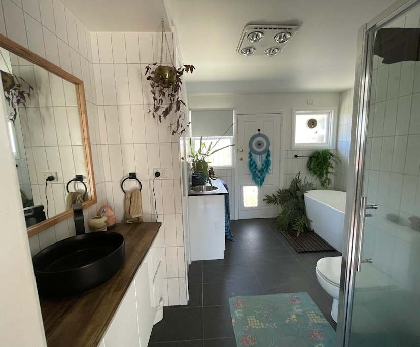 $280, Share-house, 4 bathrooms, Bellerive TAS 7018
