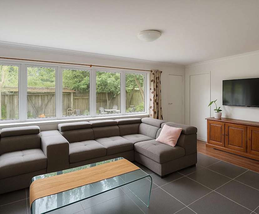 Furnished room in a flatshare