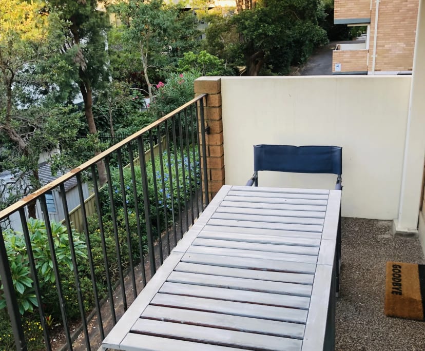 Furnished room in a flatshare