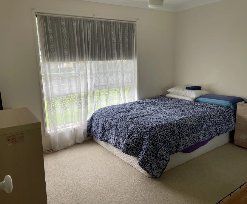 $200, Share-house, 3 bathrooms, Helensvale QLD 4212