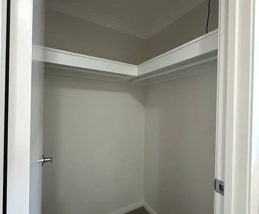 $260, Share-house, 4 bathrooms, Bardia NSW 2565