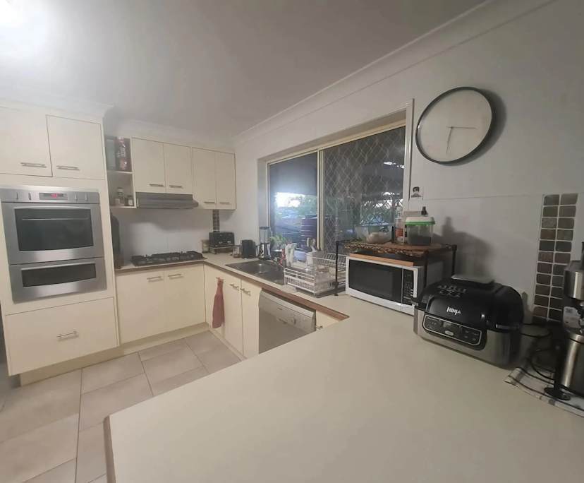 $187, Share-house, 5 bathrooms, Carindale QLD 4152