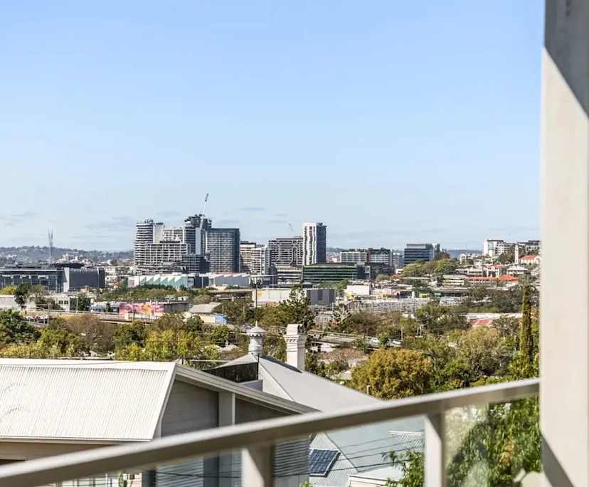 Furnished room with own bathroom