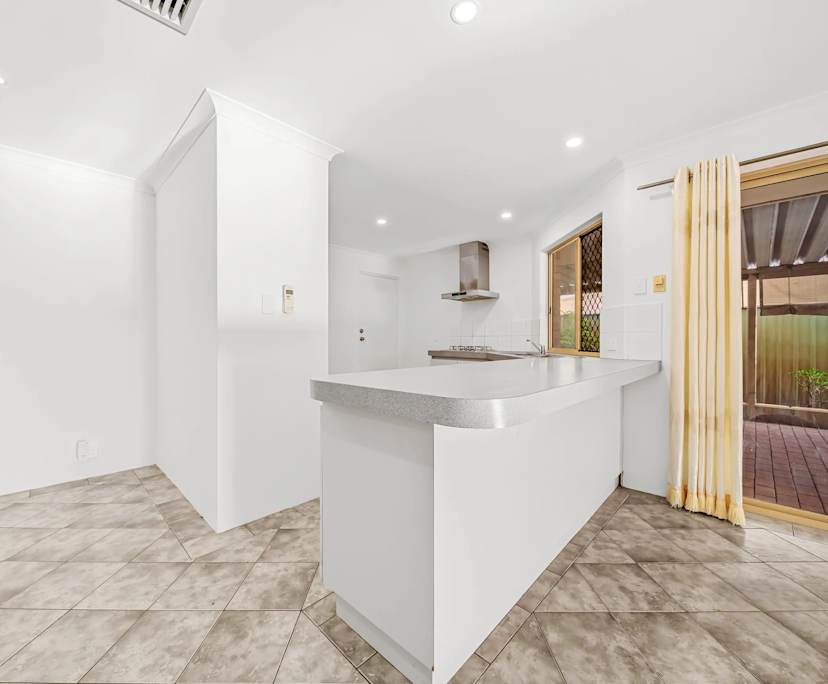 $899, Whole-property, 5 bathrooms, Atwell WA 6164