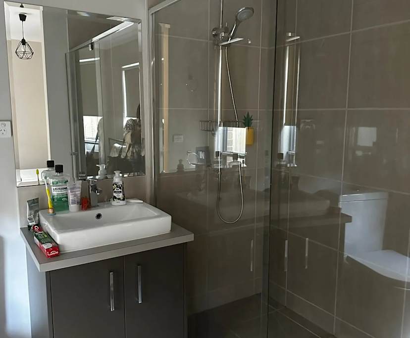 $196, Share-house, 3 bathrooms, Truganina VIC 3029