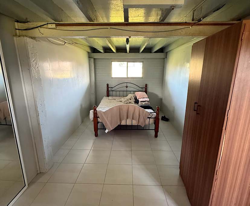 Furnished room with own bathroom