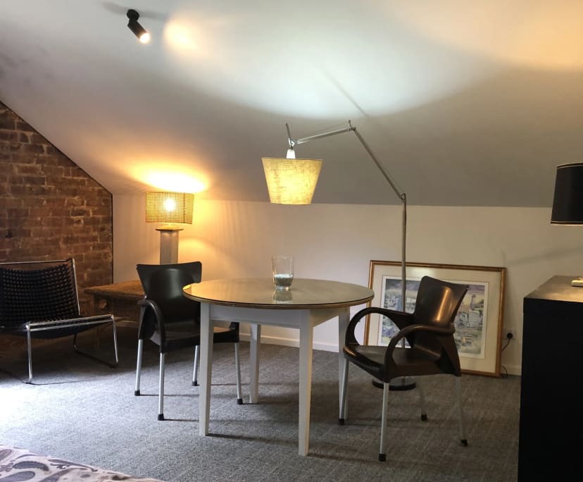 Furnished room in a share house