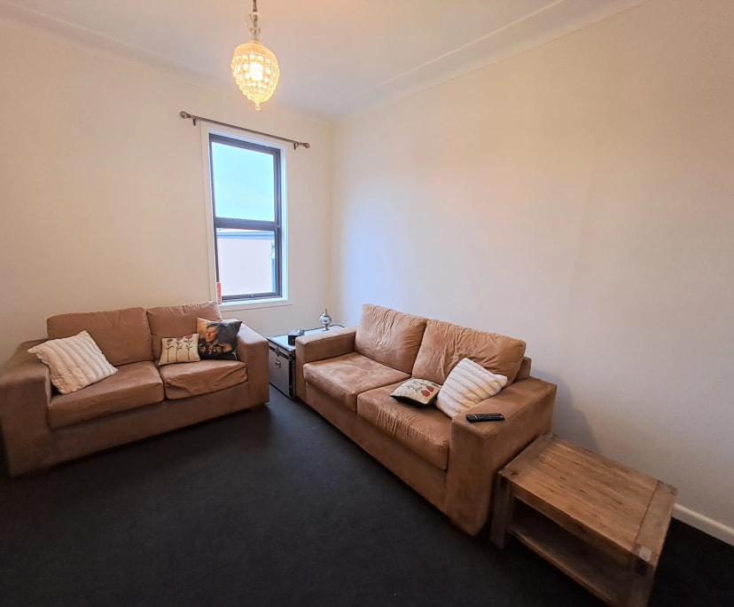 Room in a share house