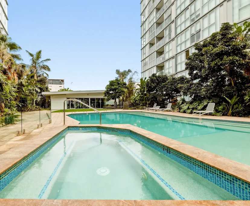 Unfurnished room with ensuite in a flatshare