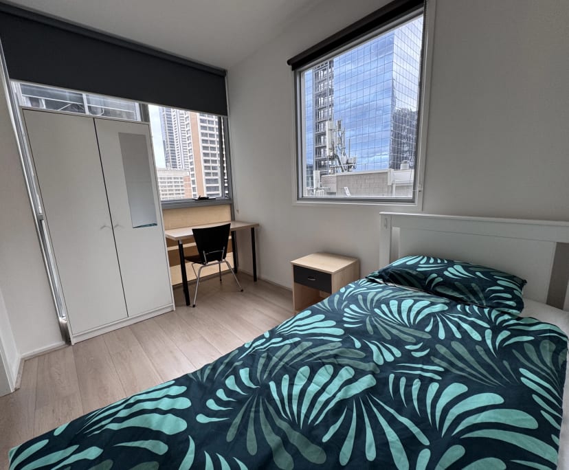 Furnished room in a flatshare