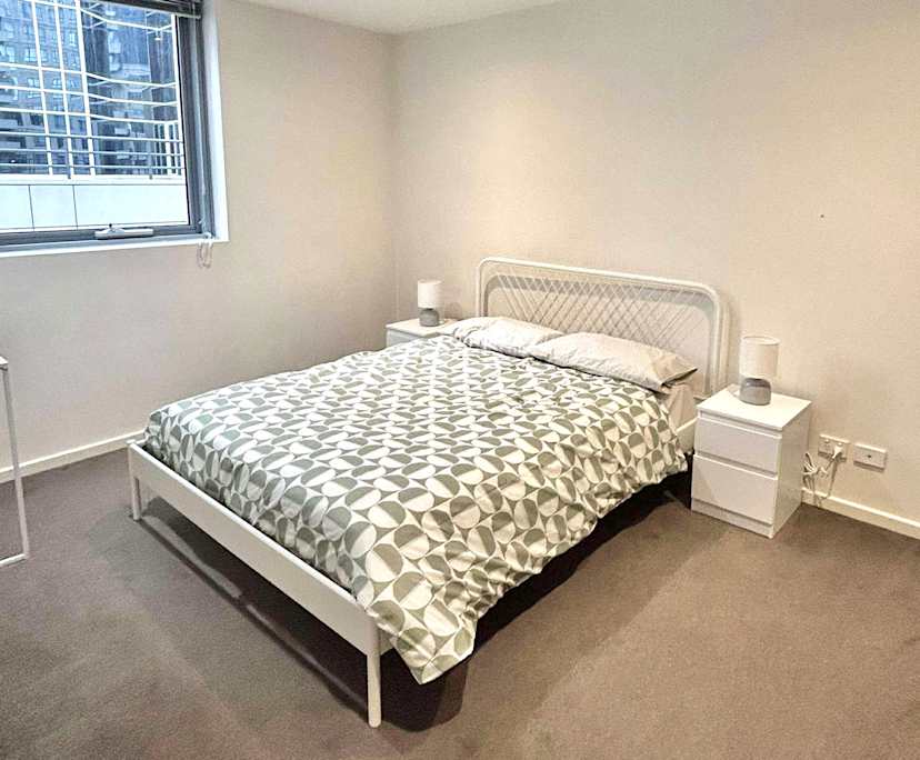 Furnished room in a flatshare