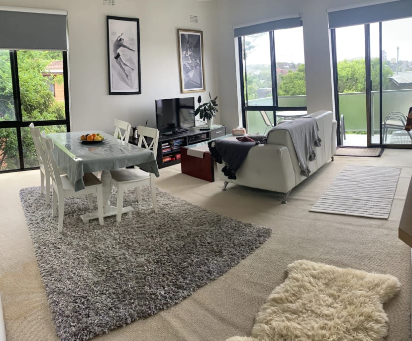 Furnished room in a flatshare