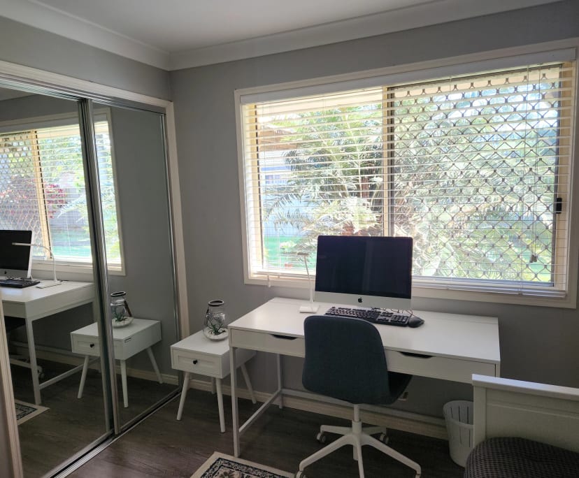 Furnished room in a share house