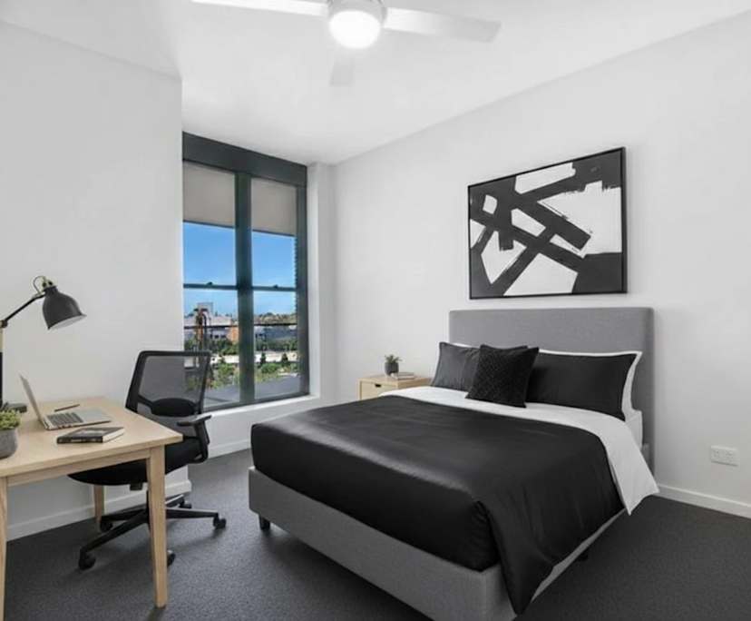 Unfurnished room with own bathroom