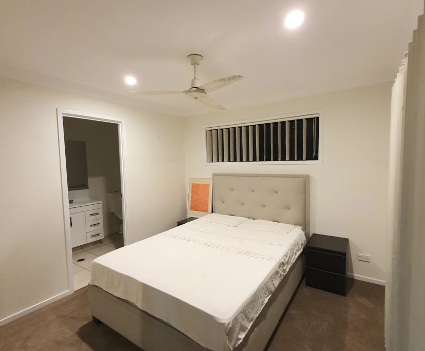 Whole Property for Rent in Springfield Lakes, Brisba...