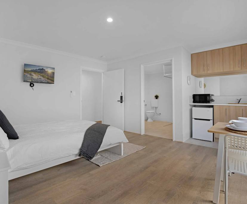 $390, Share-house, 5 bathrooms, Woombye QLD 4559