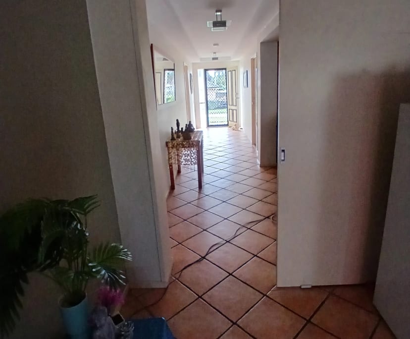 Room in a share house